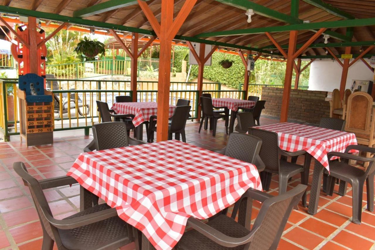 Finca Hotel Villa Mariana Montenegro Bagian luar foto
